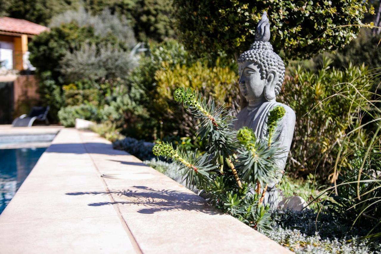 Les Arbousiers Village Hotel Provencal La Roquebrussanne エクステリア 写真