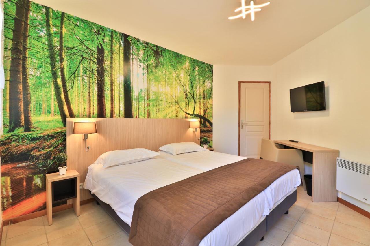 Les Arbousiers Village Hotel Provencal La Roquebrussanne エクステリア 写真