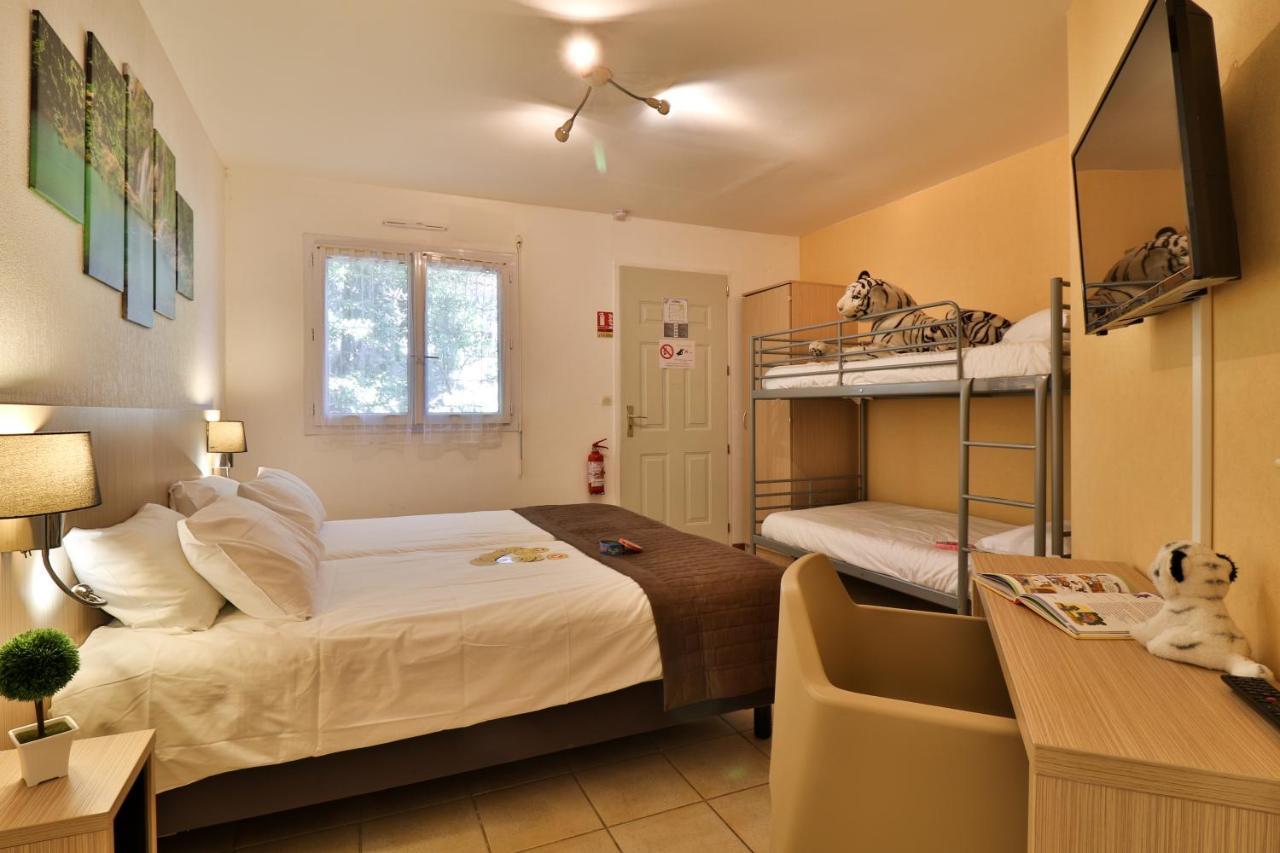 Les Arbousiers Village Hotel Provencal La Roquebrussanne エクステリア 写真