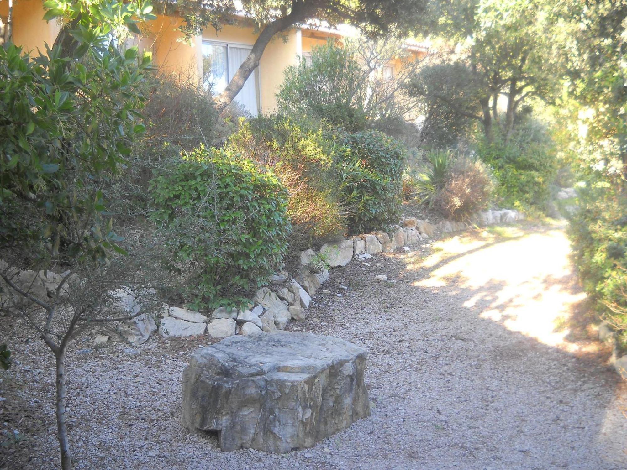 Les Arbousiers Village Hotel Provencal La Roquebrussanne エクステリア 写真